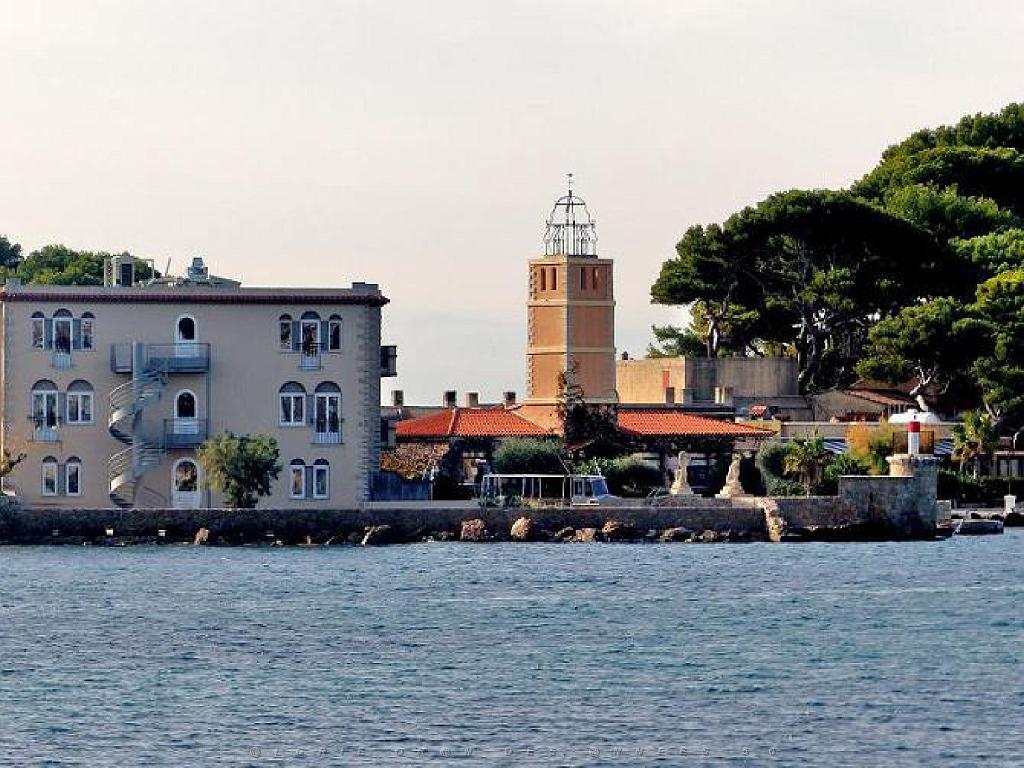 183 D16 BANDOL-1_000040.jpg
